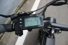 Load image into Gallery viewer, Coastal Cruiser - Ripper Pro - Dual-Battery 48V 750W Moto Style Electric Bike